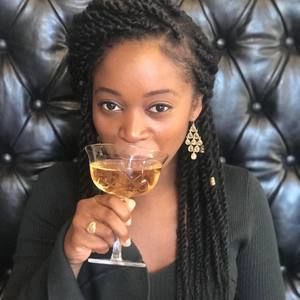 Meet your Posher, Arielle